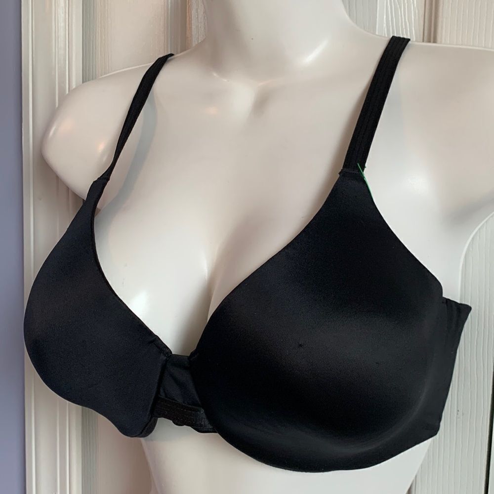 Bali Lightly Lined Smooth Satin Bra 38B Black